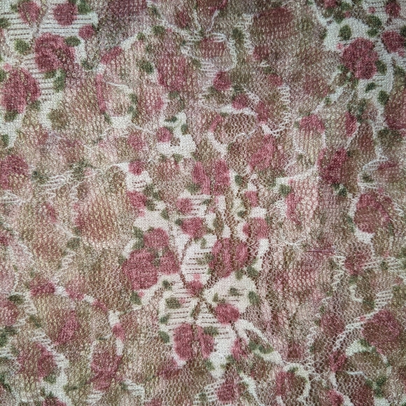 Medium American Rag Cie Floral Crop Top - Picture 3 of 4